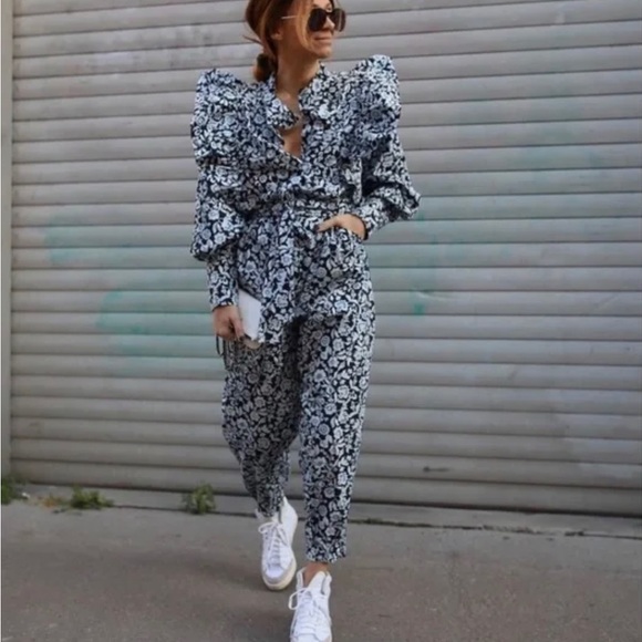 Zara Floral ruffle jumpsuit - Picture 1 of 15